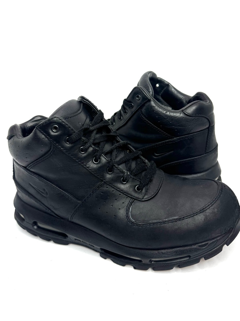 Nike Air Max Goadome Boots Men's Size 10.5 Triple Black- Read Description